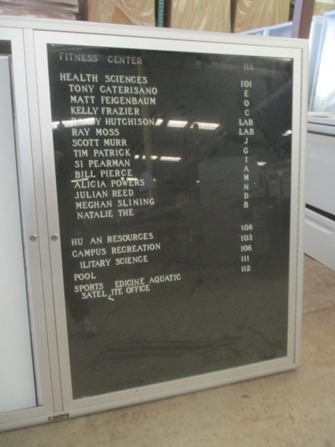 Claridge 6' Aluminum Locking Enclosed Wall Mount Bulletin Board - 5