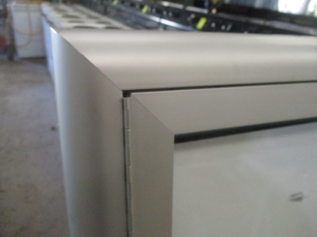 Claridge 6' Aluminum Locking Enclosed Wall Mount Bulletin Board - 8