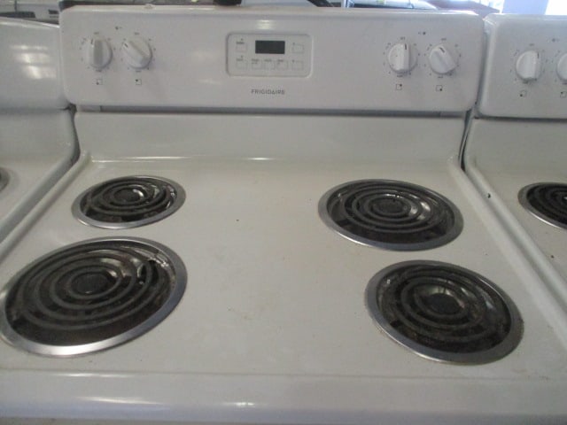 Frigidaire Electric Coil Eye Stove - 2