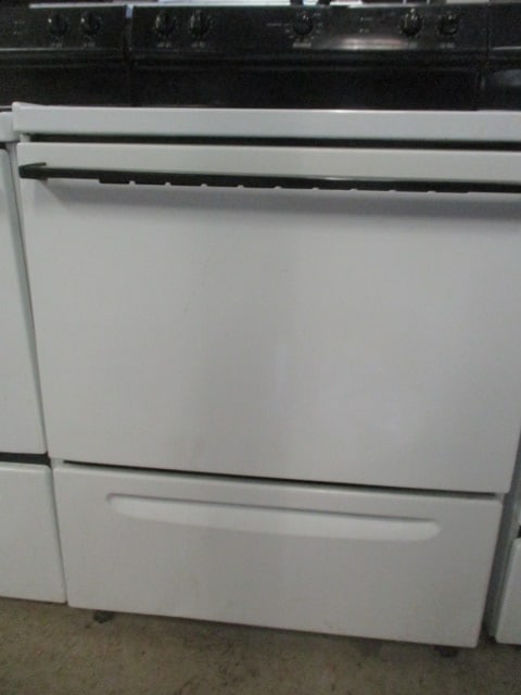 Kenmore Electric Coil Eye Stove - 5