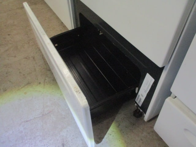 Kenmore Electric Coil Eye Stove - 8