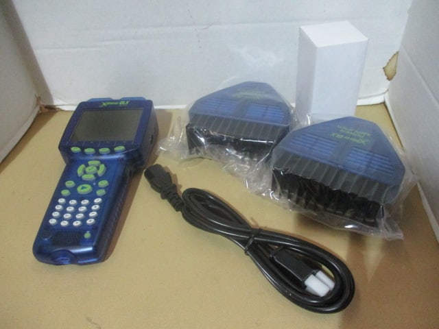 PASCO Xplorer CLX Data Logger and Two Signal Generator/Power Amplifiers (1 of 5)