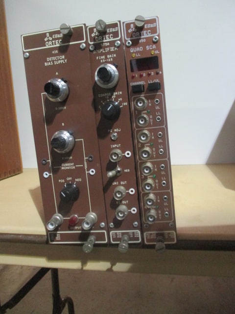 Ortec 428 Detector Bias Supply, 575A Amplifier and 850 Quad Scale (1 of 12)