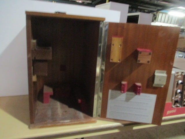 Wooden Microscope Case - 3