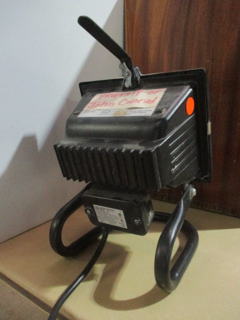 Regent Lighting Corp. Model P072 Halogen Worklight - 3