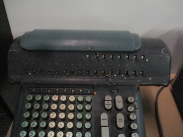 Vintage Marchant Calculator/Adding Machine - 2