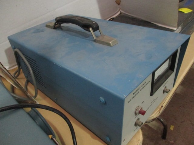 EIN Model 310 L RF Power Amplifier - 4