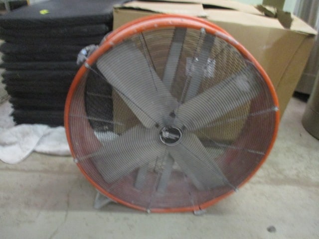 Commercial Electric 2 Speed Floor Air Circulator (1 of 6)