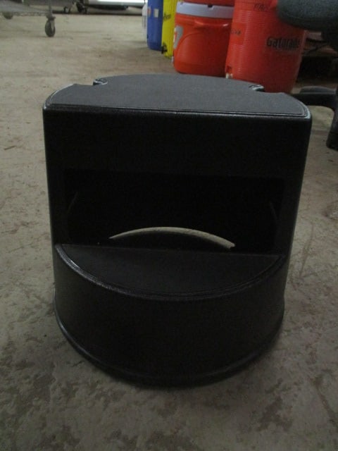 Rubbermaid Kitchen Stool - 2