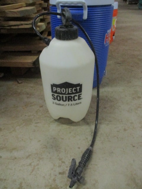 Project Source 2 Gallon Pump Sprayer: Local Pickup Only