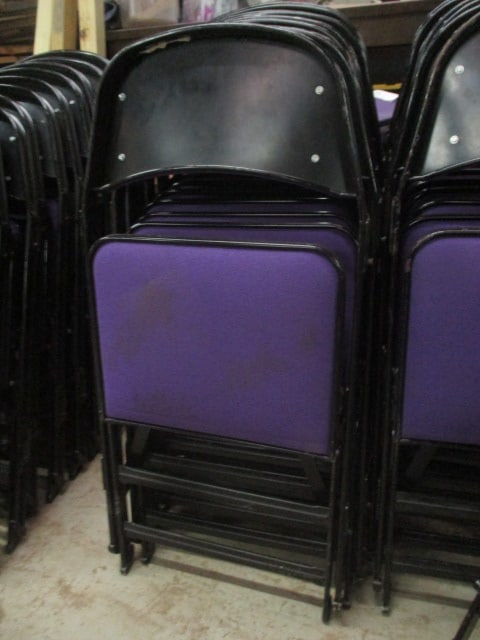 20 Clarin Black Metal Interlocking Folding Chairs with Purple Upholstered Seat/Backs - 7