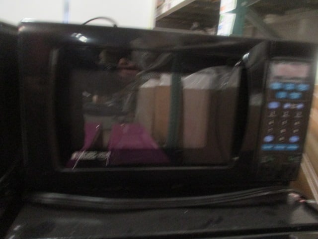 Micro Fridge Compact Refrigerator/Microwave Combo with Safe Plug - 2