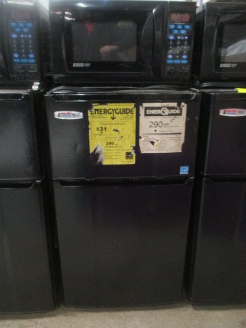 Micro Fridge Compact Refrigerator/Microwave Combo with Safe Plug: Model 2.9MF-7TPX, works great, crack on freezer door liner and door seal loose, Local Pickup Only 