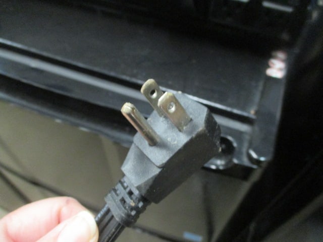 Micro Fridge Compact Refrigerator/Microwave Combo with Safe Plug - 12