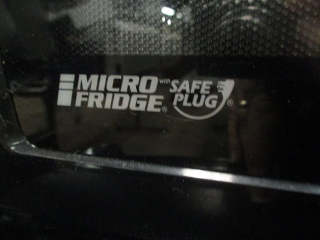 Micro Fridge Compact Refrigerator/Microwave Combo with Safe Plug - 3