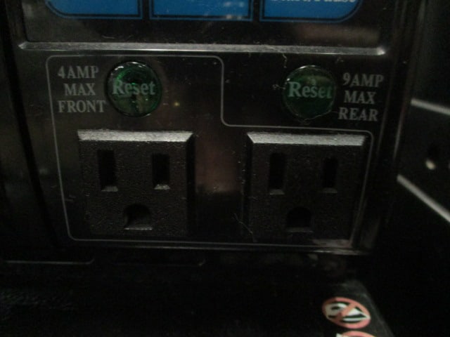 Micro Fridge Compact Refrigerator/Microwave Combo with Safe Plug - 4