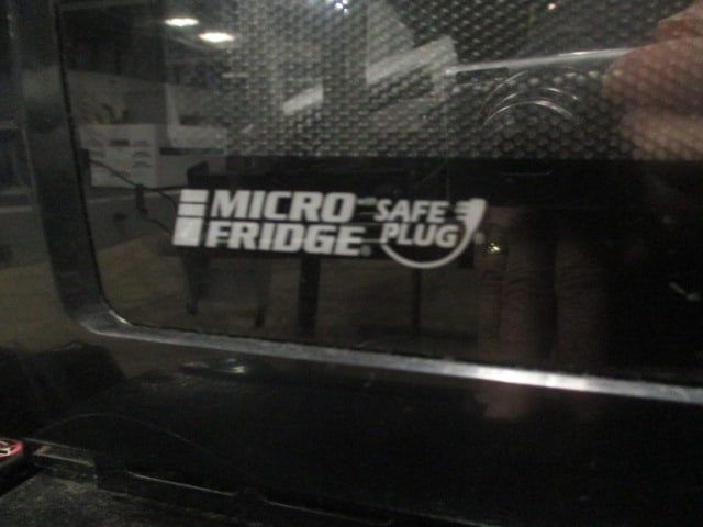 Micro Fridge Compact Refrigerator/Microwave Combo with Safe Plug - 3