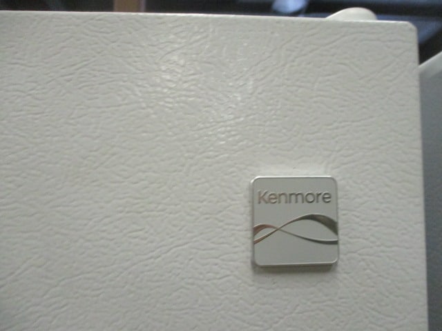 Kenmore White Top Mount Refrigerator - 2