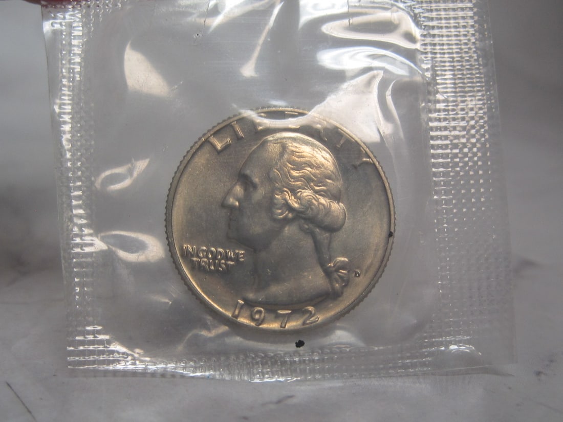 1972-D UNC. Mint Sealed Quarter: . 