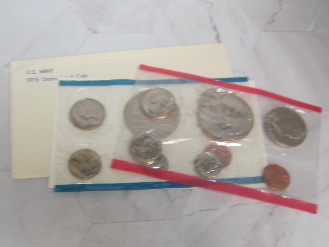 1976 P & D US Mint Set (1 of 1)