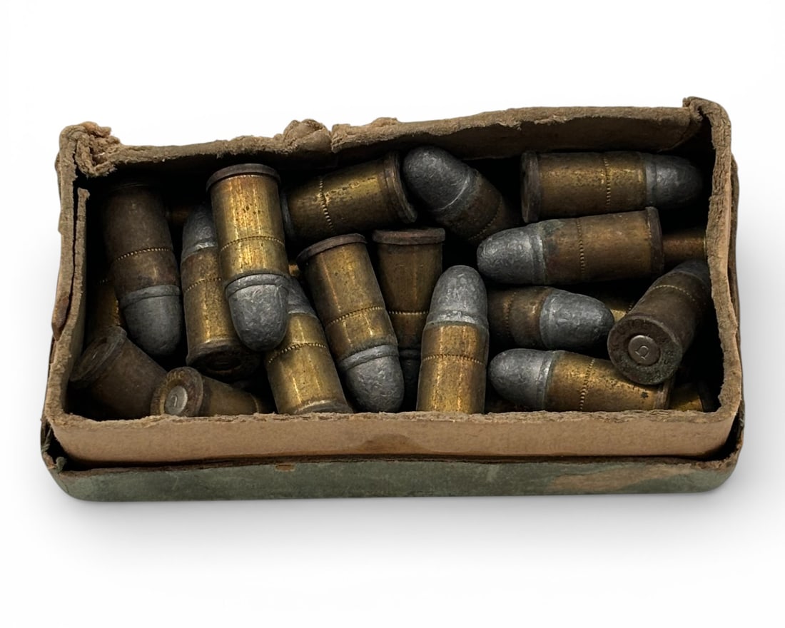 Vintage 27rds. of .32 S&W Smokeless 88gr. Remington UMC Ammunition - 2