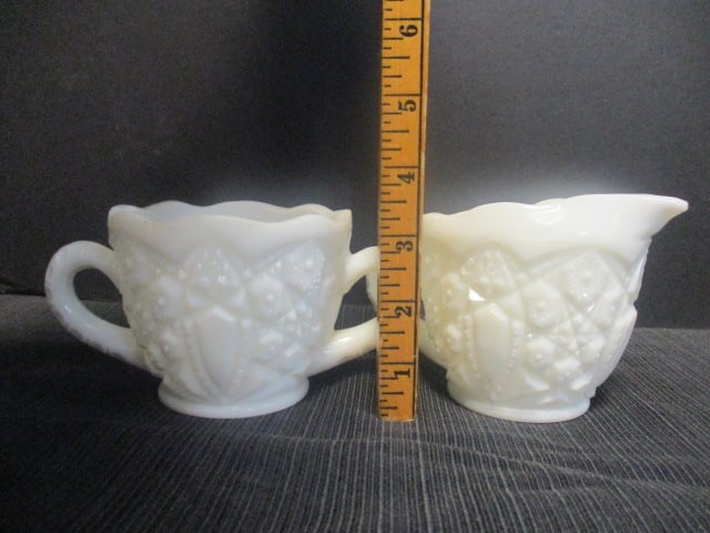 Toltec Pattern Milk Glass Sugar/Creamer Set - 7