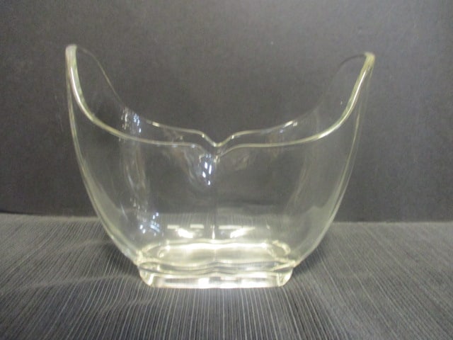 Heisey Crystal Drop Vase Vintage: 8" W x 6 1/2" H 