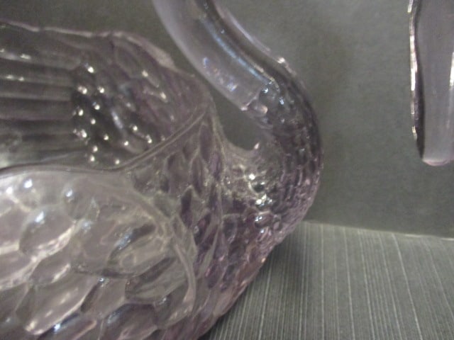 Lavender Glass Large Swan Serving Bowl - 4