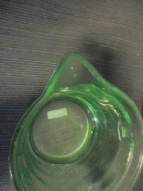 Handy Dandy Green Uranium Glass 1 Pint Measuring Cup - 5