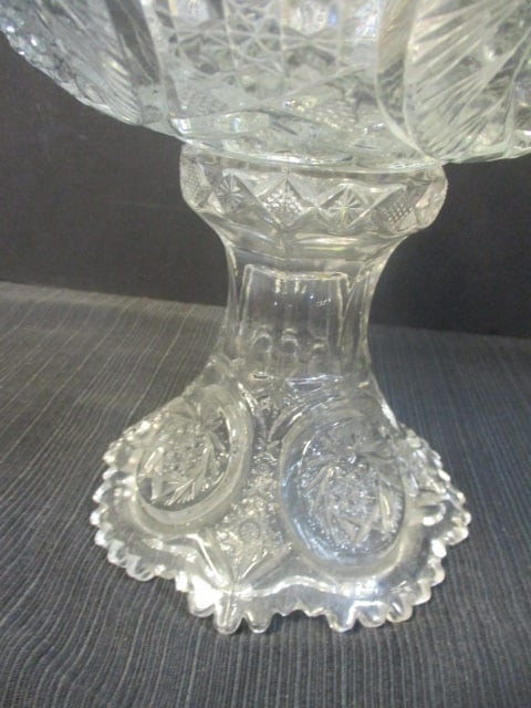 Sawtooth Edge Small Punchbowl w/Stand - 3