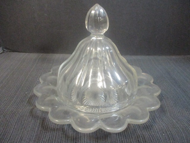 Heisey Glass Peerless Covered Butter Dish: . 