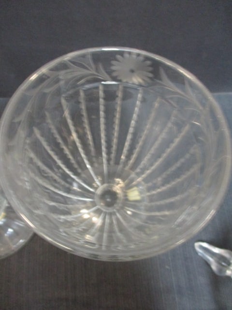 Heisey Glass Footed Covered Urns (Lot of 2) - 6