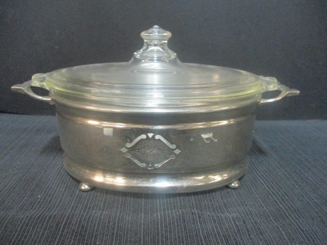 Pyrex Casserole Dish in Silverplate Footed Server: . 