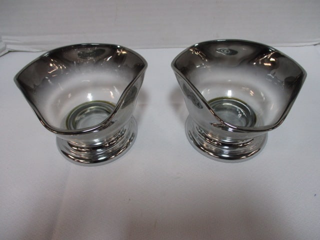 Ombre Design MCM Glass Pedestal Bowls - 2