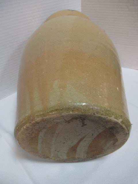 Stoneware Salt Glaze Crock #3 w/lid - 9