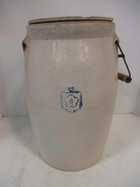 McCoy? #4 Salt Glaze Pottery Churn w/Lid (1 of 14)