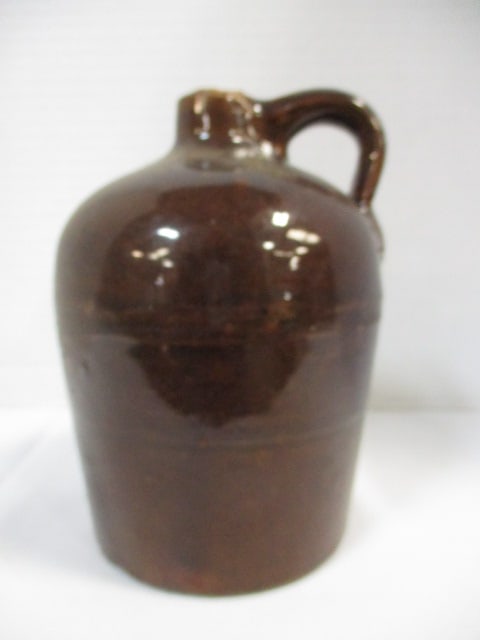 Beehive Shape 'Little Brown Jug': 7" 