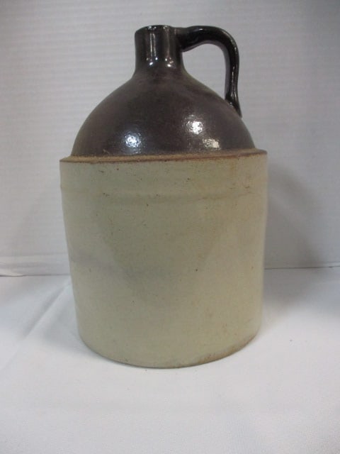 2 Tone Pottery Jug: 10"