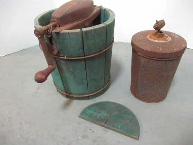 Antique Barrel Hand Turn Ice Cream Churn - 8