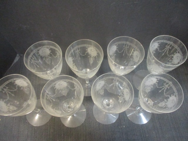 Heisey 'Pied Piper' Crystal Goblets (Lot of 8) - 2