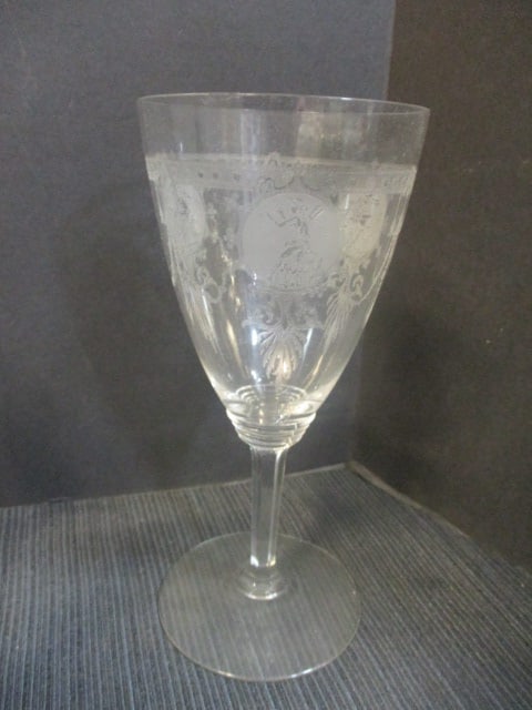 Heisey 'Pied Piper' Crystal Goblets (Lot of 8) - 3