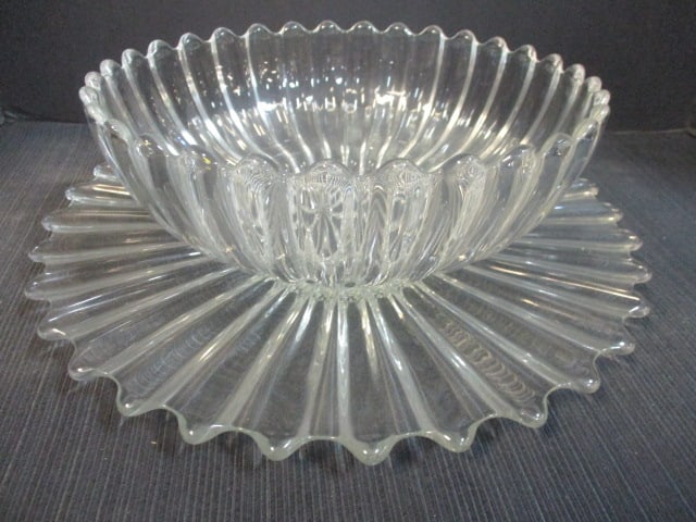 Vintage Crystal 10" Bowl & Underplate 14": . 