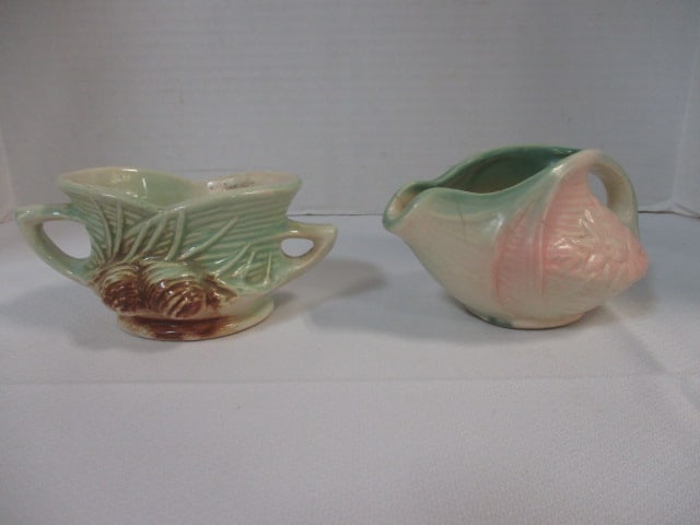 McCoy Sugar Bowl Pine Cone & McCoy Creamer Daisy Pattern: . 