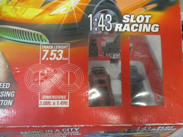 SCX Compact 1:43 Slot Racing Set in Box - 4