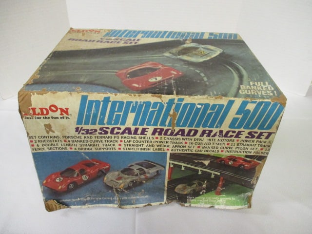 Eldon International 500 1:32 Road Race Set in Box (1 of 8)