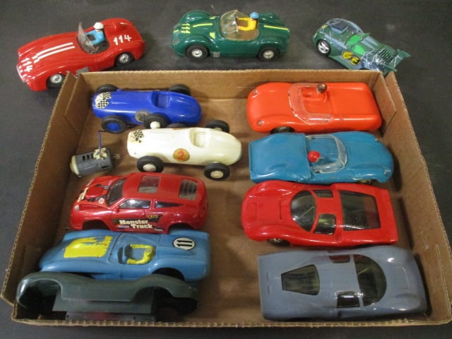 Slot Racing Cars Grouping: Please preview & see all pics 