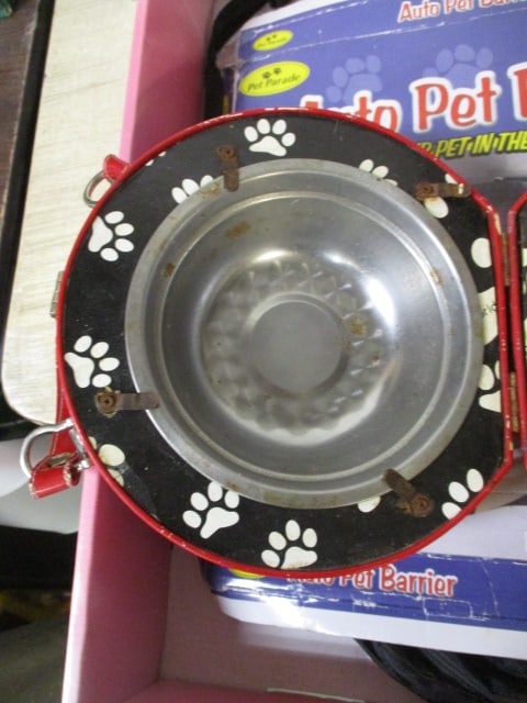 Pet Parade Auto Pet Barrier & World Traveler Pet Suitcase - 10