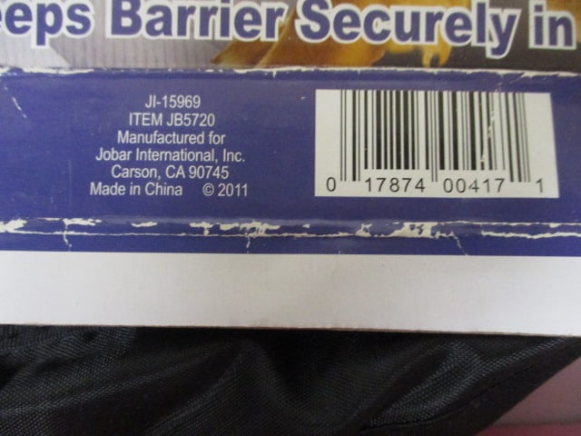 Pet Parade Auto Pet Barrier & World Traveler Pet Suitcase - 6