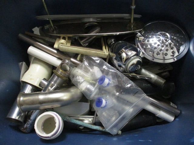 Plumbing Parts Grouping: See all pictures 