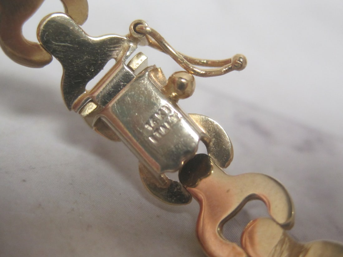 15 1/2" 14k Gold Gorgeous Necklace - 3